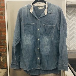 Madewell chambray/denim boyfriend shirt